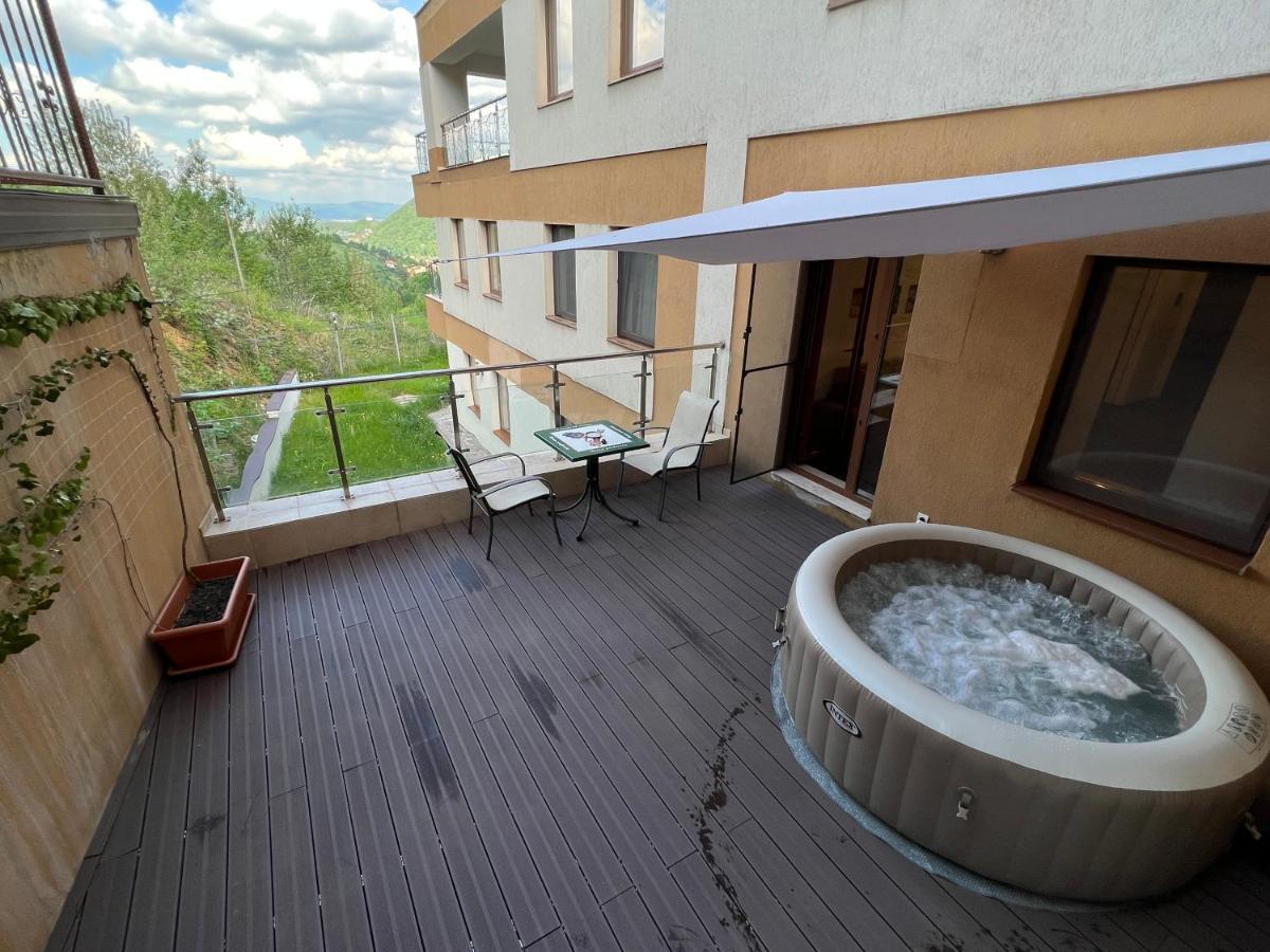 Coroni Studio With Jacuzzi Brașov Exterior foto